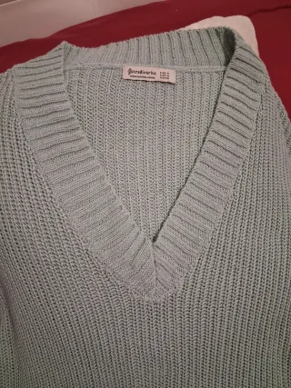 Jersey Stradivarius verde agua talla M y 50