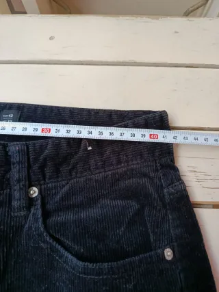 Pantalón pana Pull&Bear