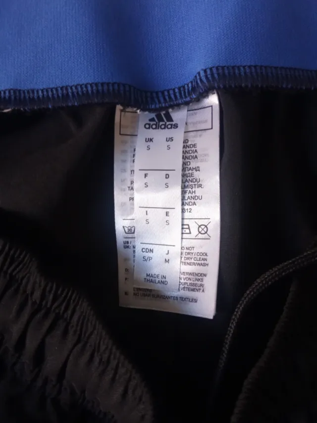 Pantalón corto entrenamiento Adidas Real Madrid