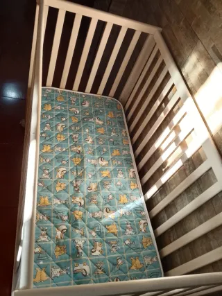 Materasso per culla con divertente stampa animalier