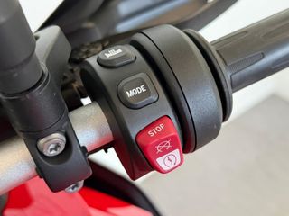 BMW F 900 XR ROJA AÑO2020 13800KM