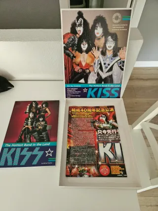 Libro y Caja KISS The Hottest Band limited