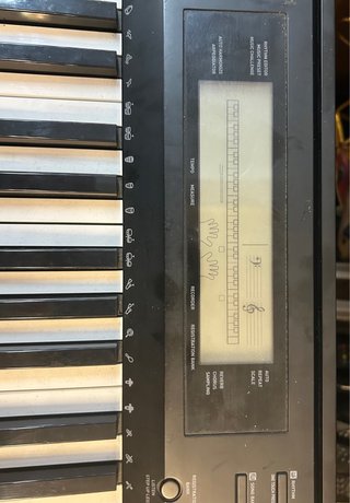 Teclado Casio CDP-220R.
