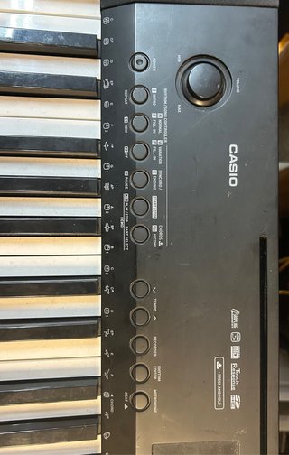 Teclado Casio CDP-220R.