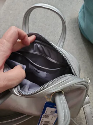 Bolso Adidas plateado