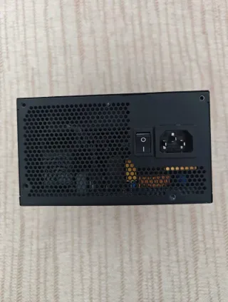 Fuente Alimentación Gigabyte 850W P850GM