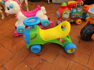 Lote correpasillos y balancín infantil