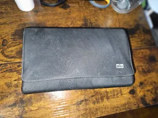 Máquina de afeitar Braun antigua con estuche