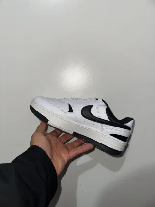 Nike Gamma Force Bianche e Nere