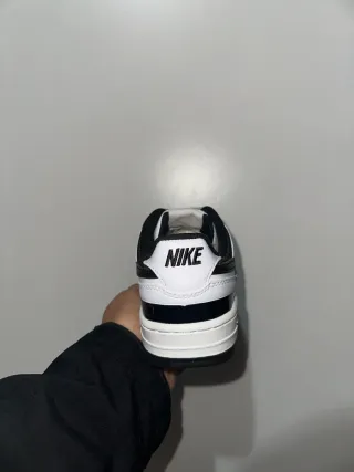 Nike Gamma Force Bianche e Nere