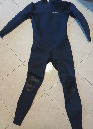 Traje de neopreno negro Decathlon talla L