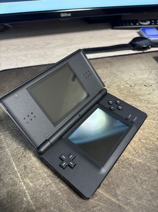 Nintendo DS Lite Nera + 5 Giochi - David