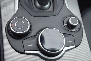 ALFA ROMEO Stelvio 2.2 Executive Q4 210 Aut.