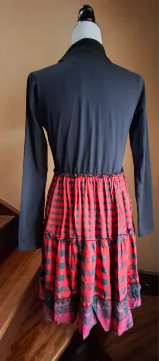 Vestido Desigual cuadros rojo y negro