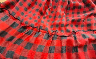 Vestido Desigual cuadros rojo y negro