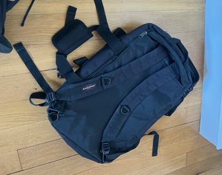 Mochila Eastpak Negra para Viajes