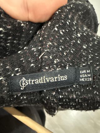 Cárdigan abierto negro y burdeos