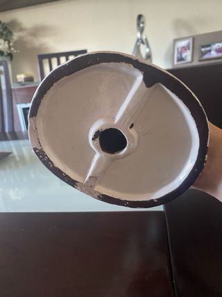 Figura decorativa de pájaros en árbol