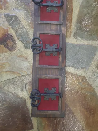 Perchero de forja rústico