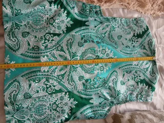 Chaleco fallero verde y turquesa sin estrenar