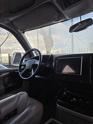 CHEVROLET EXPLORER VAN 8 2007