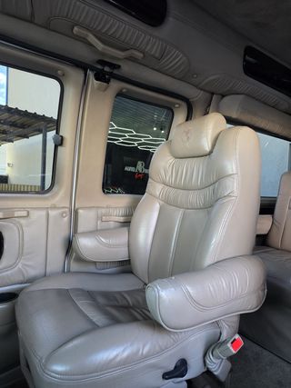 CHEVROLET EXPLORER VAN 8 2007