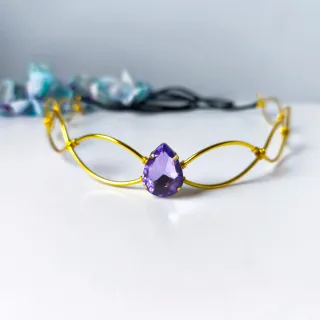 Tiara élfica dorada con piedra morada