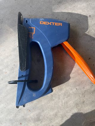 Grapadora Dexter Azul y Naranja