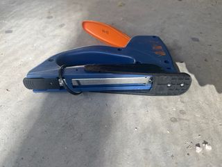 Grapadora Dexter Azul y Naranja