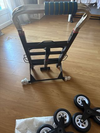 Carro para subir escaleras solo hoy 30 €150 kg