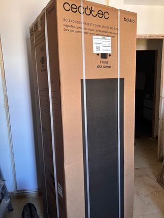 Nevera Combi Inox Oscuro 296L NUEVA A ESTRENAR!!