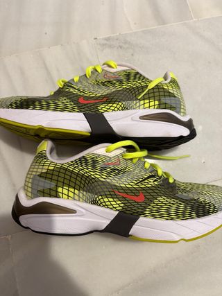 Scarpe da corsa Nike da uomo taglia 44