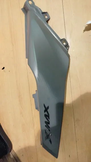 Piezas de moto Xmax  125. 300 cc 2024