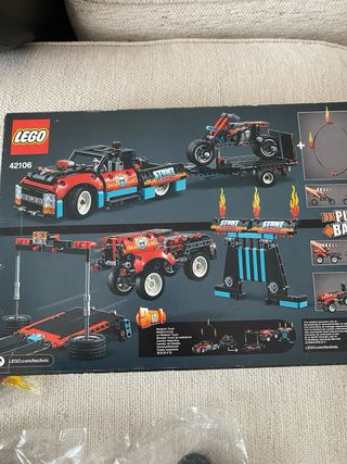 LEGO Technic 42106 con parti mancanti