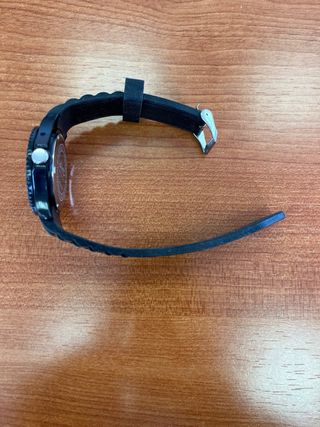 Reloj DKT Analógico Negro