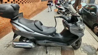 Suzuki Burgman 400cc 2012