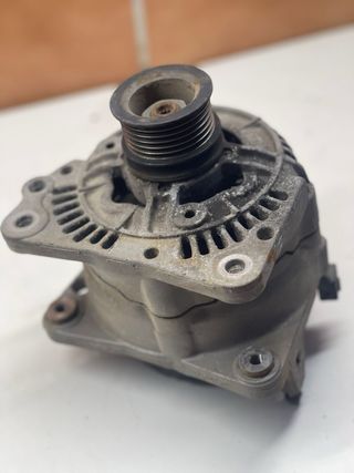 Alternador Bosch VW Golf MK3 70A