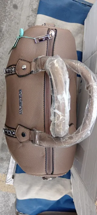 Bauletto Baci e Abbracci Tortora