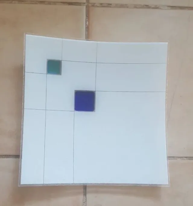 Piatto ornamentale in vetro