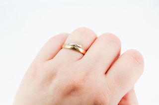 Anillo De Oro De 18K Con Diamantes.. Ref: 069-01-00572