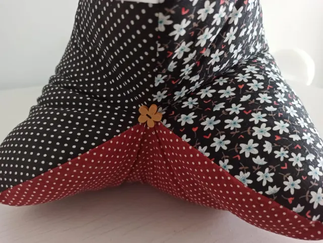 Cojín ergonómico hecho a mano