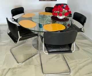 Mesa comedor cristal Cidonio y 6 sillas y lámpara