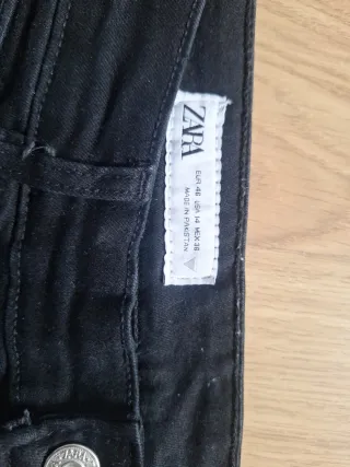 Pantalón tejano negro skinny