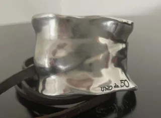 Pulsera Uno de 50 Cuero y Plata