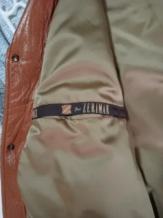 Americana de piel naranja talla 56