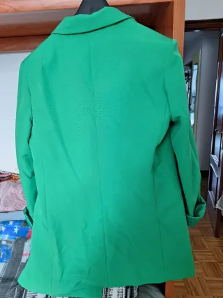 Americana Stradivarius verde mujer