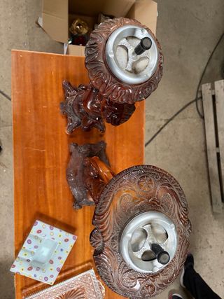 Cenicero de madera tallada