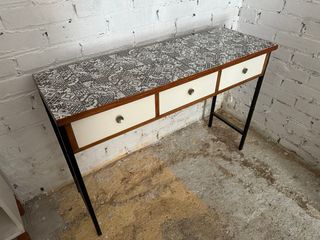 Mueble recibidor metal y madera