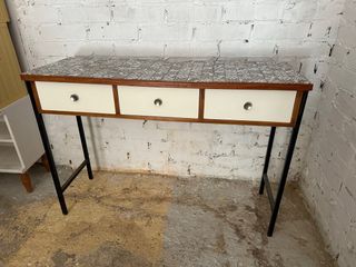 Mueble recibidor metal y madera