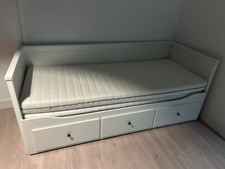 Cama nido IKEA blanca con cajones y colchón
